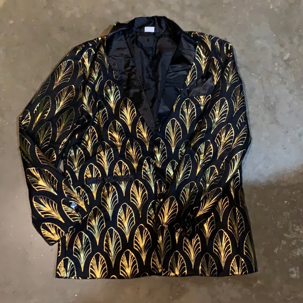 Spirit of Halloween blazer jacket.